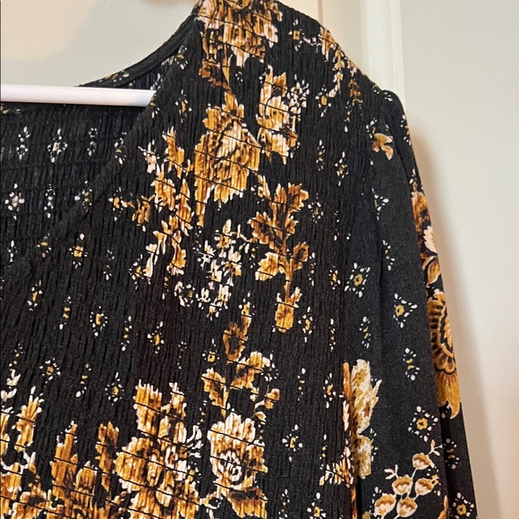 torrid Black Floral Long Sleeve Smocked Midi Dress - Picture 3 of 5